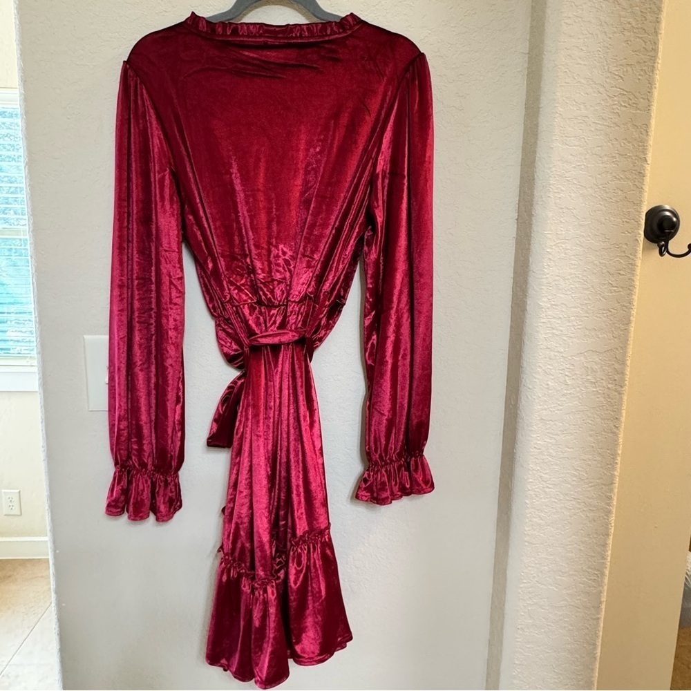 Gigio Elegant Red Dress Size M - Picture 2 of 4